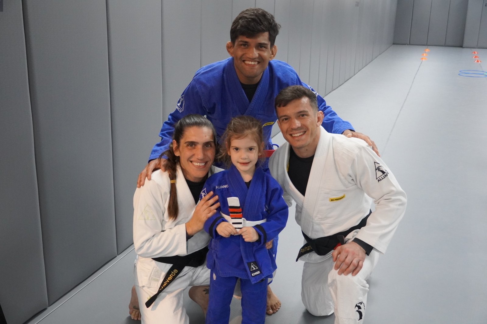 Tailored vs. Communal Learning: Making the Choice at Cobrinha BJJ