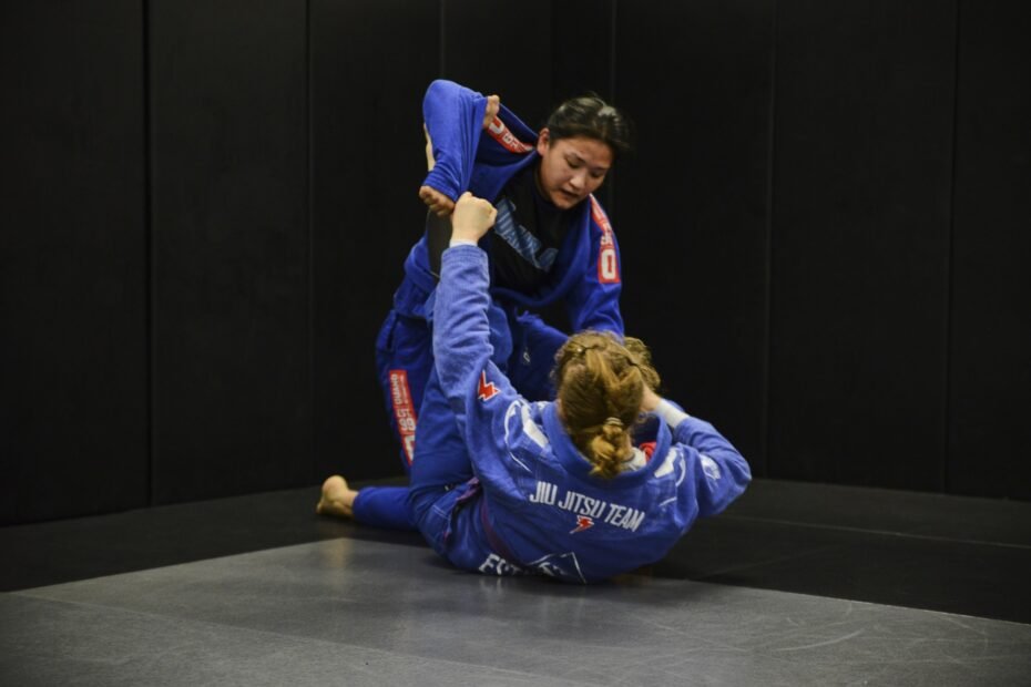 advanced bjj techniques for adults at Cobrinha BJJ